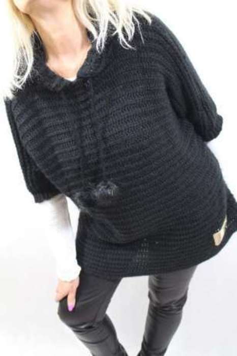 Czarny wełniany sweter