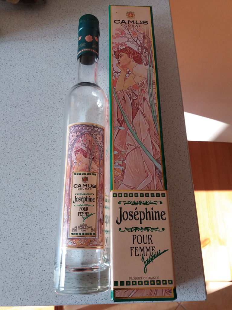 CAMUS COGNAC KONIAK JOSEPHINE  BUTELKA PO ALKOHOLU