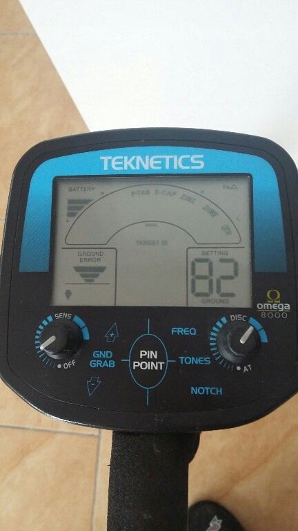 Wykrywacz Teknetics Omega 8000