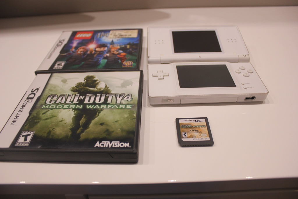 Nintendo DS Lite OKAZJA!!! + 3 gry!