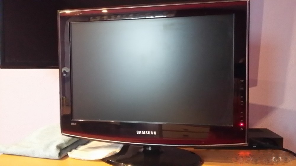 Tv i monitor w jednym Lcd SAMSUNG 19 cali LE19A650