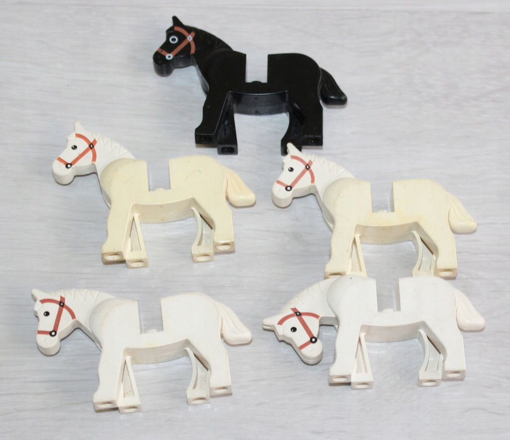 LEGO WESTERN CASTLE KOŃ KONIE ZESTAW KOMPLET H744