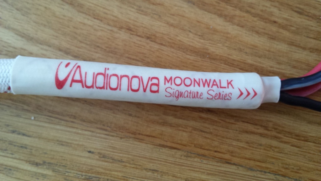 Audionova Moonwalk Signature seriies Bi wire Wa-wa
