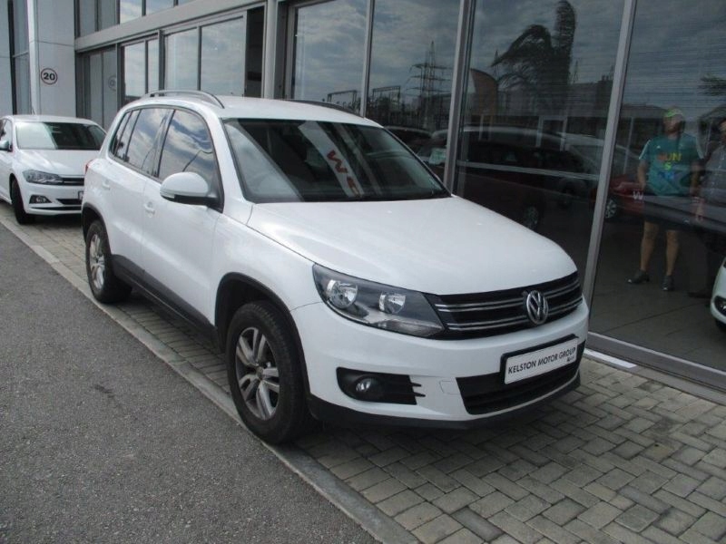 VW TIGUAN 5N0 PRZOD MASKA ZDERZAK PDC LAMPY PAS