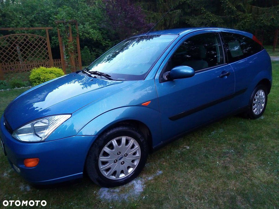 Ford Focus mk1 1.6 benzyna doinwestowany prywatnie