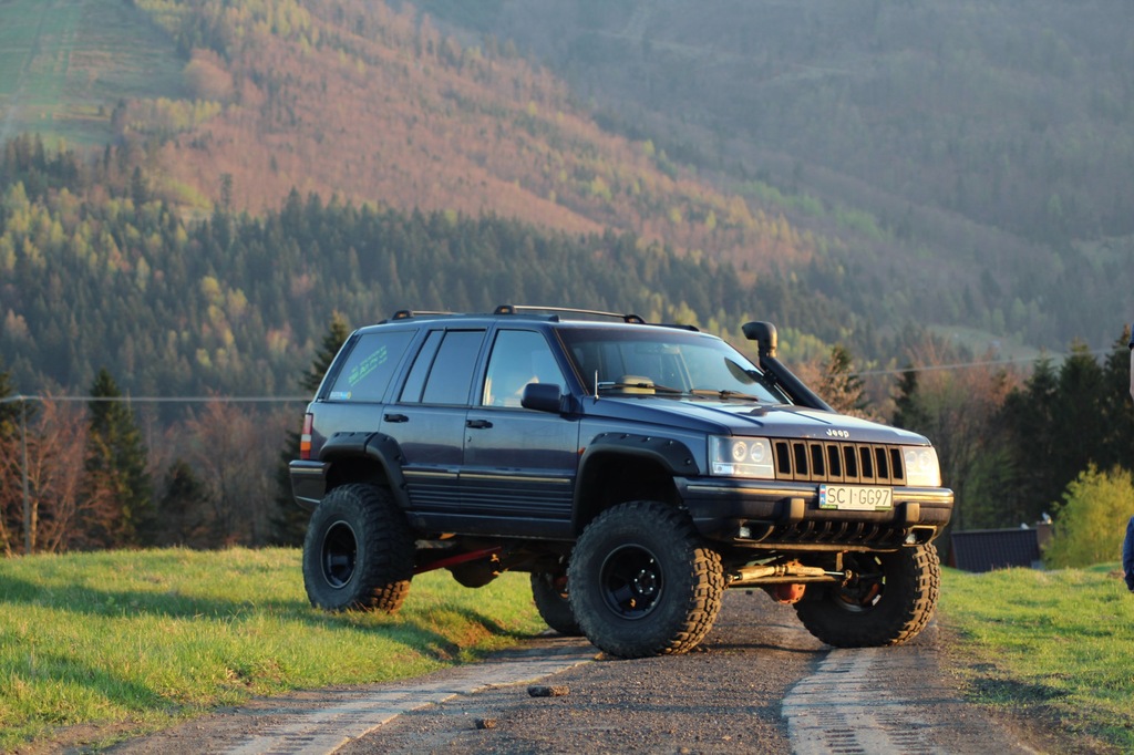 Jeep Grand Cherokee ZJ 5.2 9” Aw4 7401564137 oficjalne archiwum Allegro