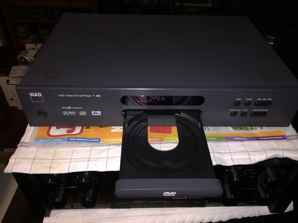 NAD CD / DVD player T550 7361320433 oficjalne archiwum Allegro