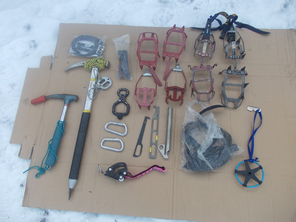 Sprzęt wspinaczkowy PETZL, MAMMUT, TIROOL