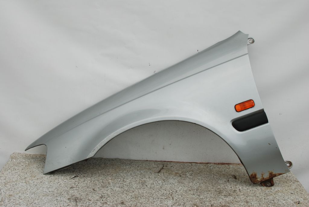Błotnik Lewy Przód Honda Civic VI Liftback NH-567M