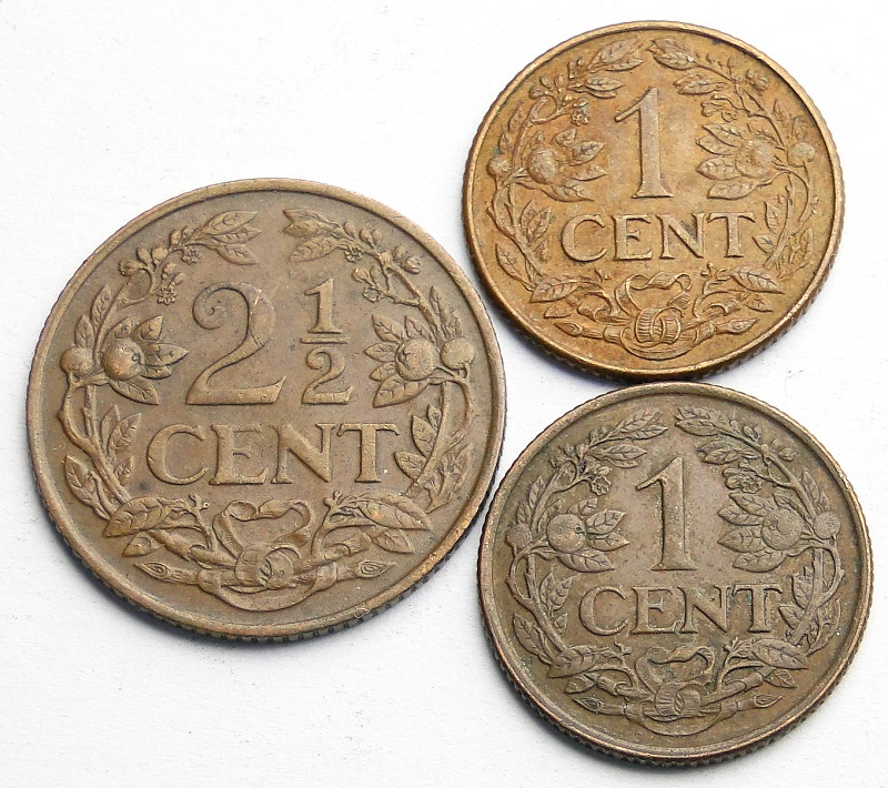 1944-1948 Curacao Wilhelmina 2x 1 cent 2 1/2 centa