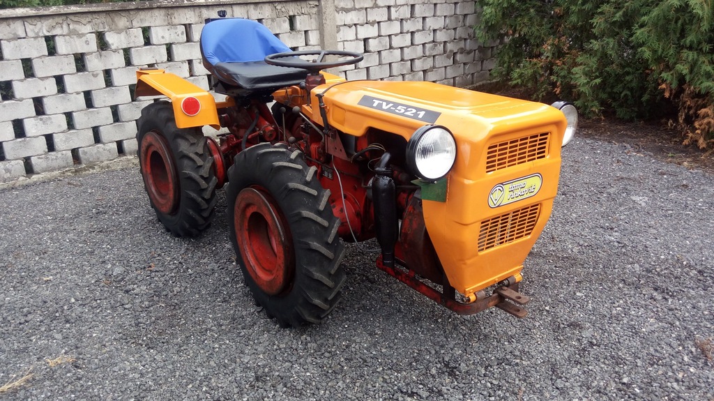 Traktorek ogrodniczy TV521 4x4 TZ4K14 Kubota 21KM