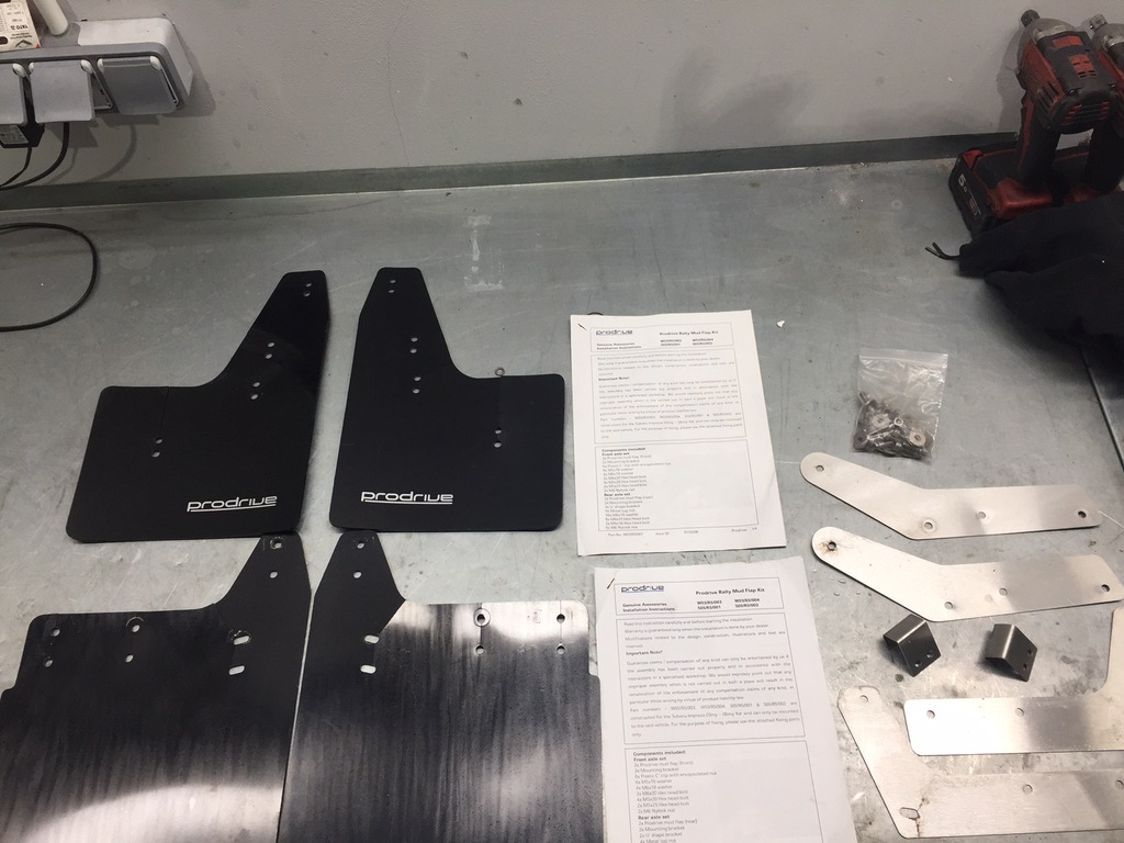 Chlapacze Subaru Impreza Prodrive N12