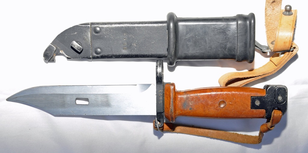 Polski bagnet AK 74  LWP ZGODNE numery