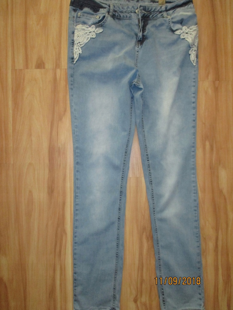 SELECT jeansy SKINY DENIM z koronką wysoki stan 42