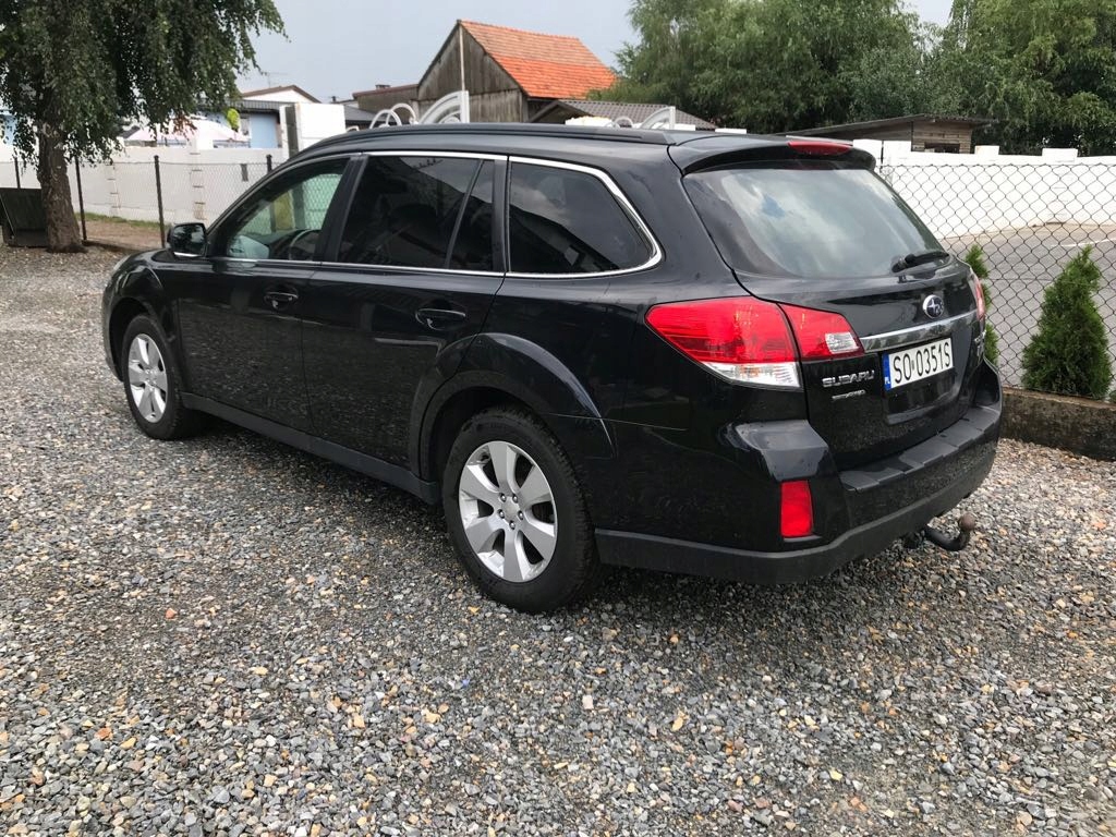 WYNAJEM SAMOCHODU SUBARU OUTBACK IV DIESEL