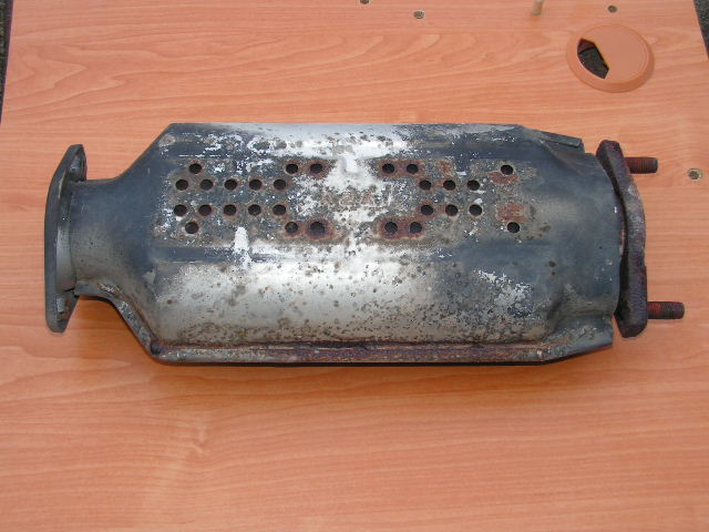 katalizator kia sephia