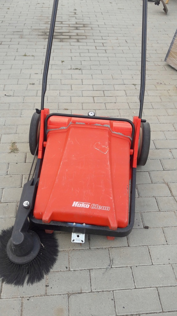 zamiatarka ręczna hako clean
