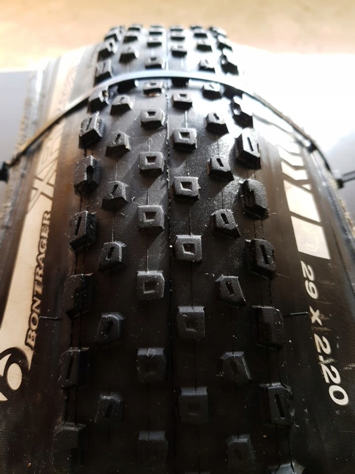 bontrager xr2 29x2 00