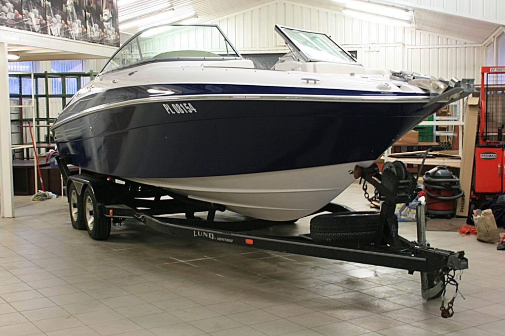 Four Winns Horizon 240 MerCruiser 300 KM zamiana