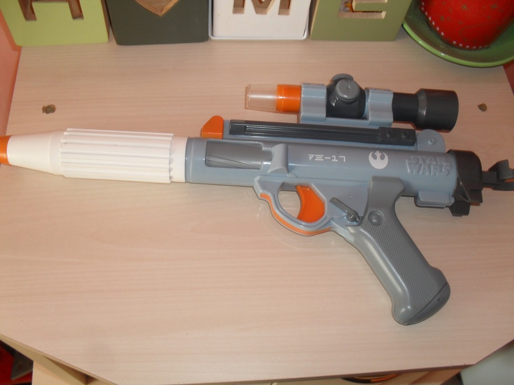 Star Wars Nerf Rebel Trooper Dh-17 Blaster