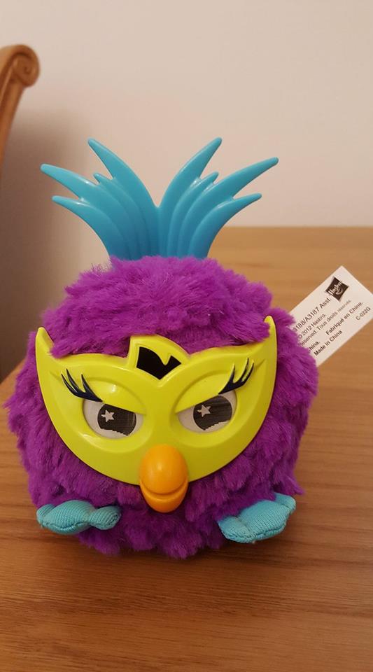 INTERAKTYWNY MAŁY FURBY PARTY ROCKERS FIOLETOWY 