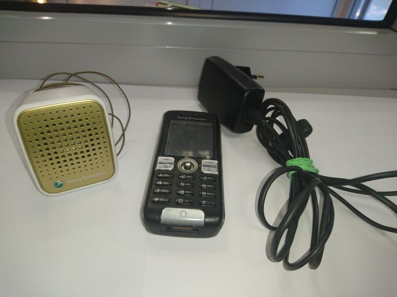 TELEFON SONY ERICSSON K510I+GŁOŚNIK, ŁAD B/S