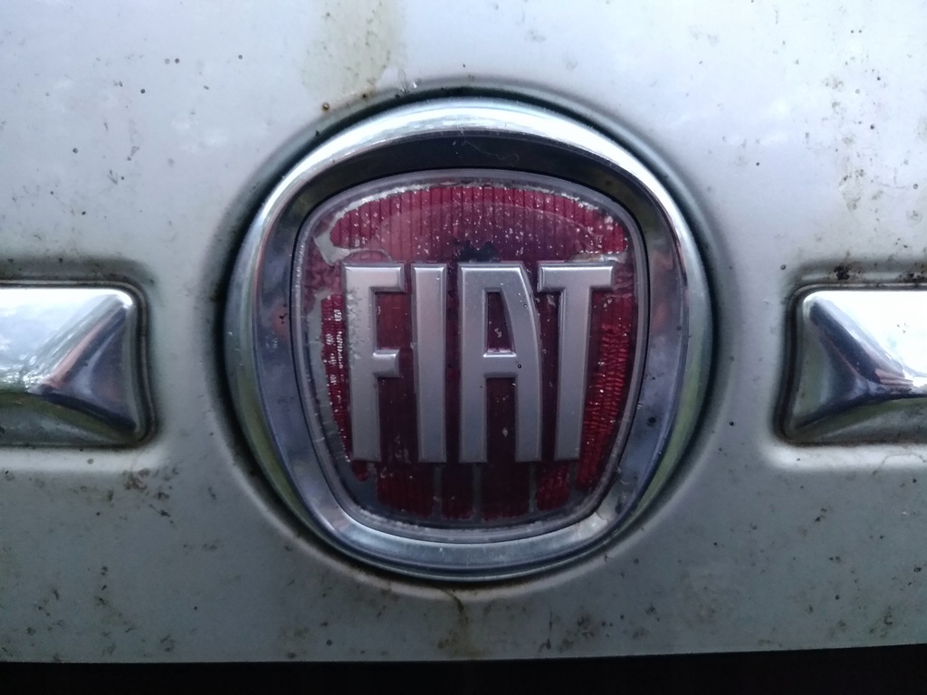 Znaczek emblemat przód Fiat 500