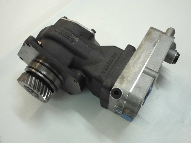 Sprężarka kompresor MERCEDES A4571302315