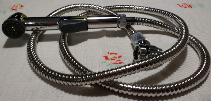 BIDET Rączka z wężem i końcówką na dowolną baterię