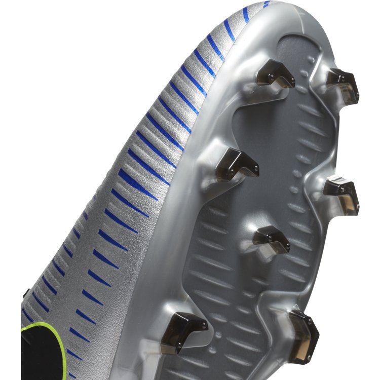 nike mercurial veloce njr