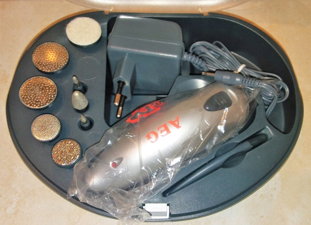 AEG MPS 4901 Zestaw do Manicure i pedicure