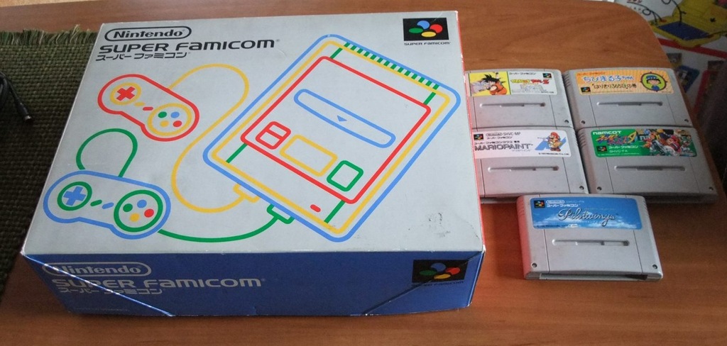 Nintendo Super Famicom (SFC) - komplet w pudełku