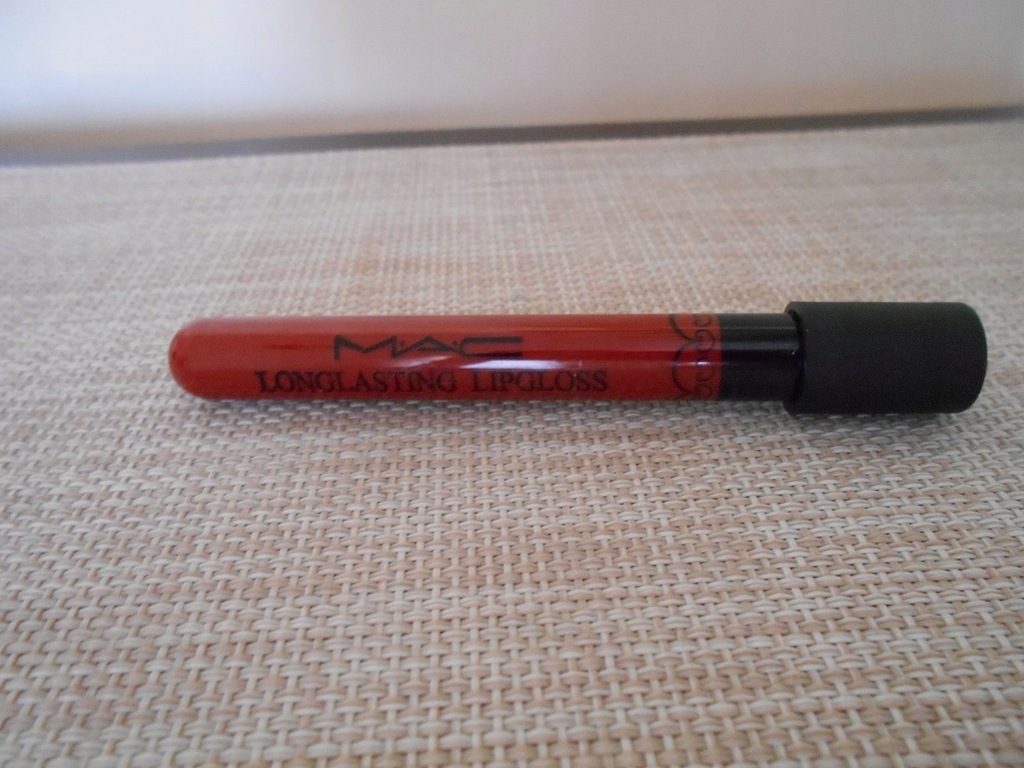 MAC błyszczyk Longlasting Lipgloss 2