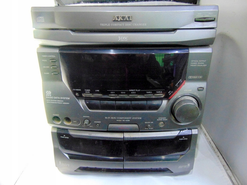 WIEŻA AKAI AC-423R