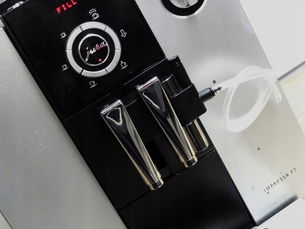 JURA IMPRESSA F7 EKSPRES AUTOMAT TYLKO 8100 KAW 7529134010