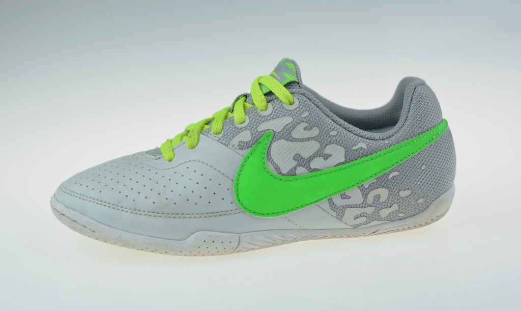BUTY NIKE ELASTICO II JR  ROZ. 33.5