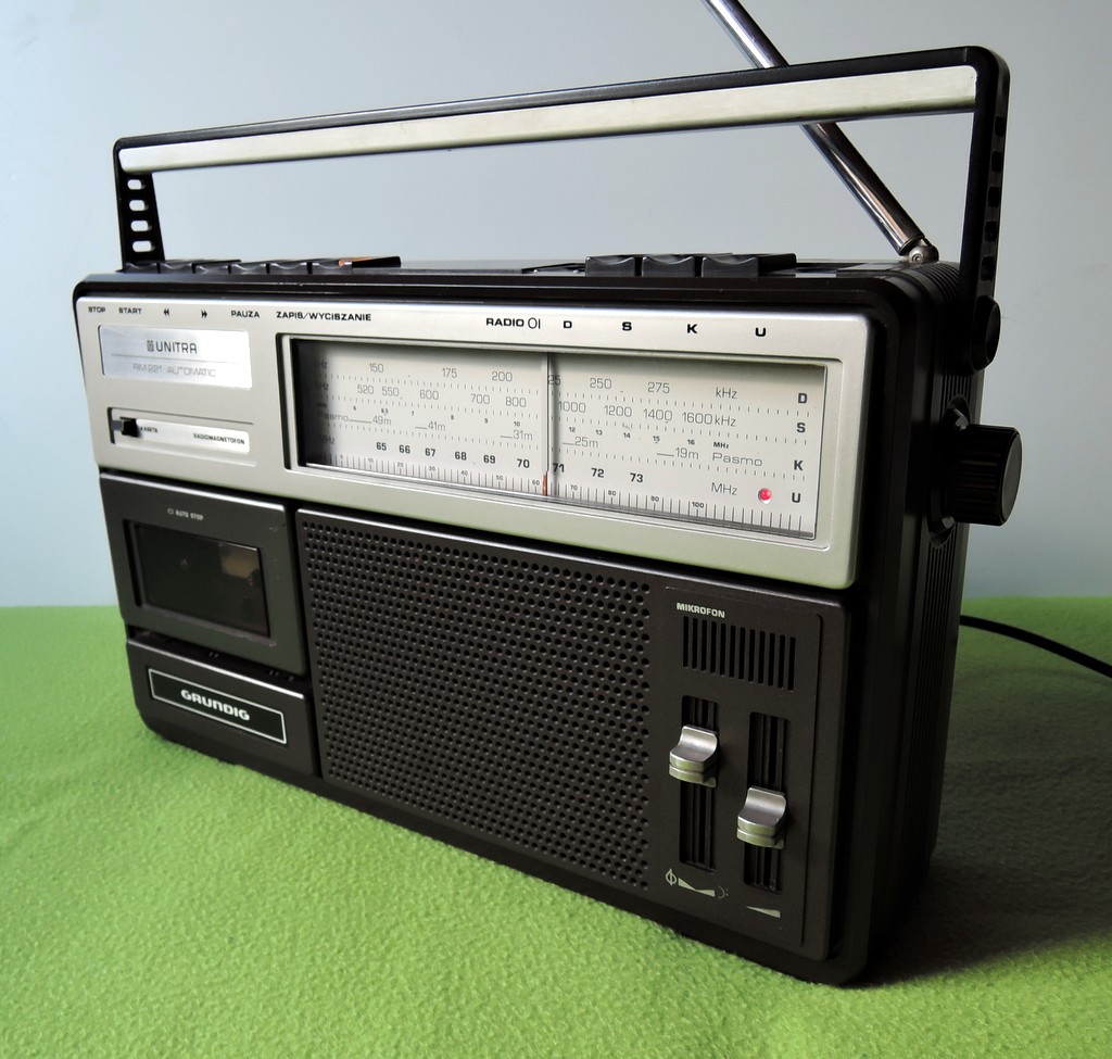 Radiomagnetofon KASPRZAK  Grundig RM 221 „Rarytas”