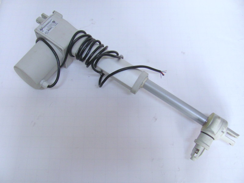 Siłownik elektryczny 24 V DC 3A  3000N DEWERT