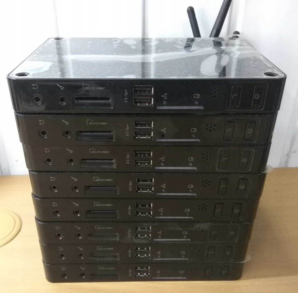 Nettop Foxconn NT-535 multimedialny 8szt.