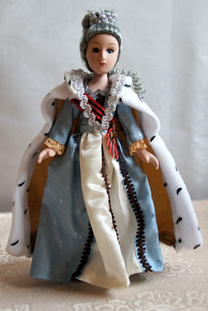 Lalka porcelanowa - Dama dworu
