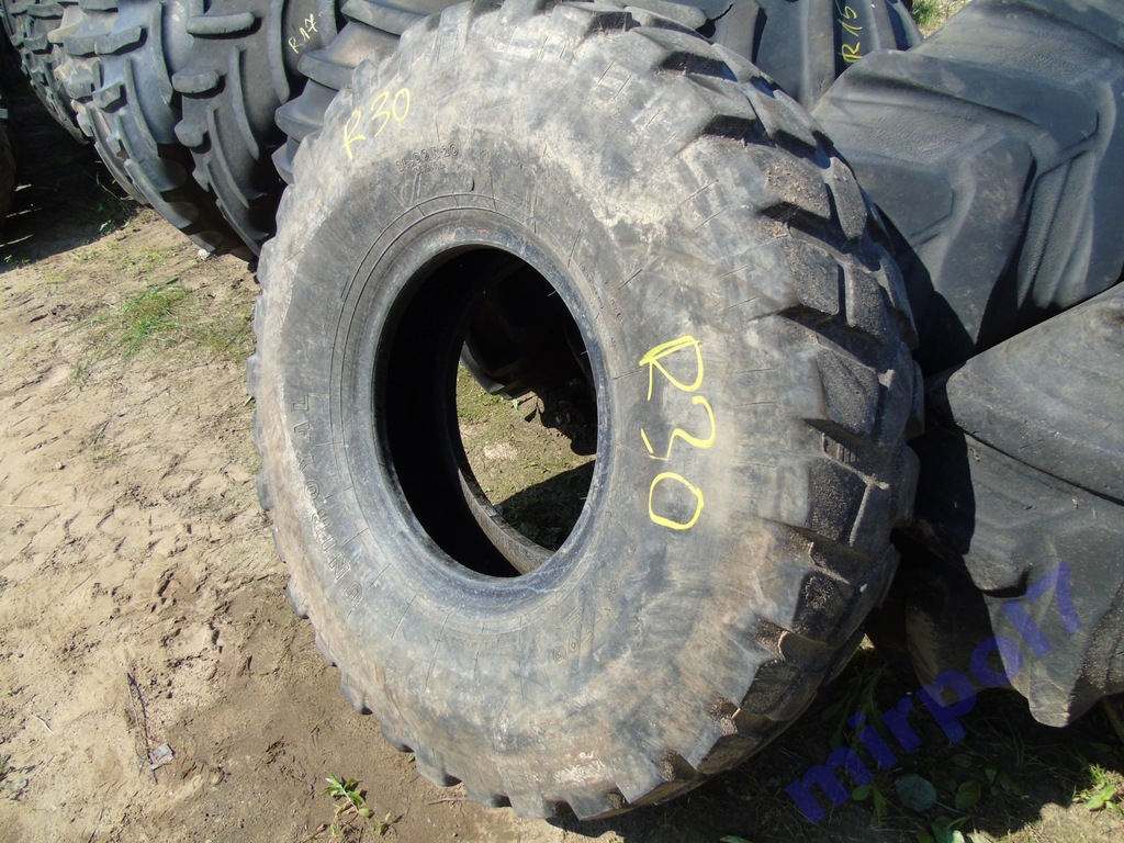 14.00 R20 UNIROYAL MONOPLY T9 #R30-43