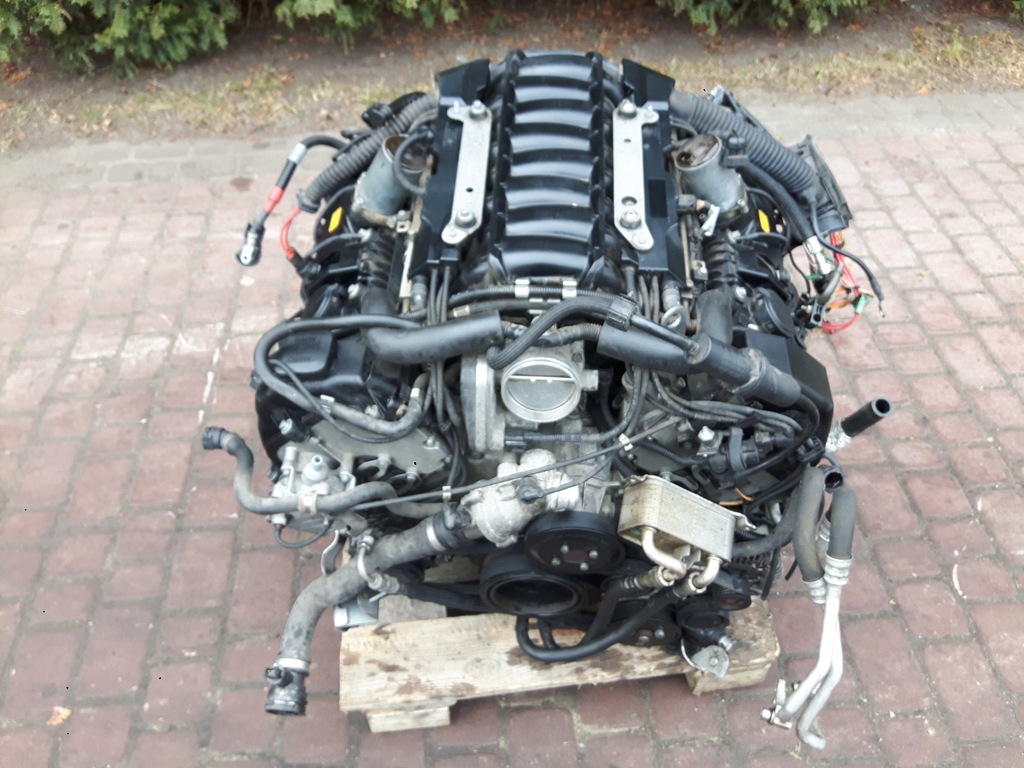 BMW 650 750 E60 E63 E66 E65 4,0 SILNIK N62B40