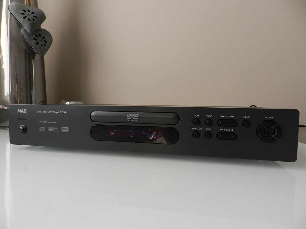 ODTWARZACZ DVD NAD T532