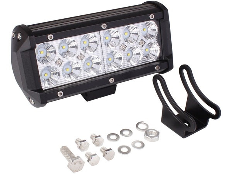SZPERACZ LED halogen LIGHTBAR LAMPA ROBOCZA 4X4