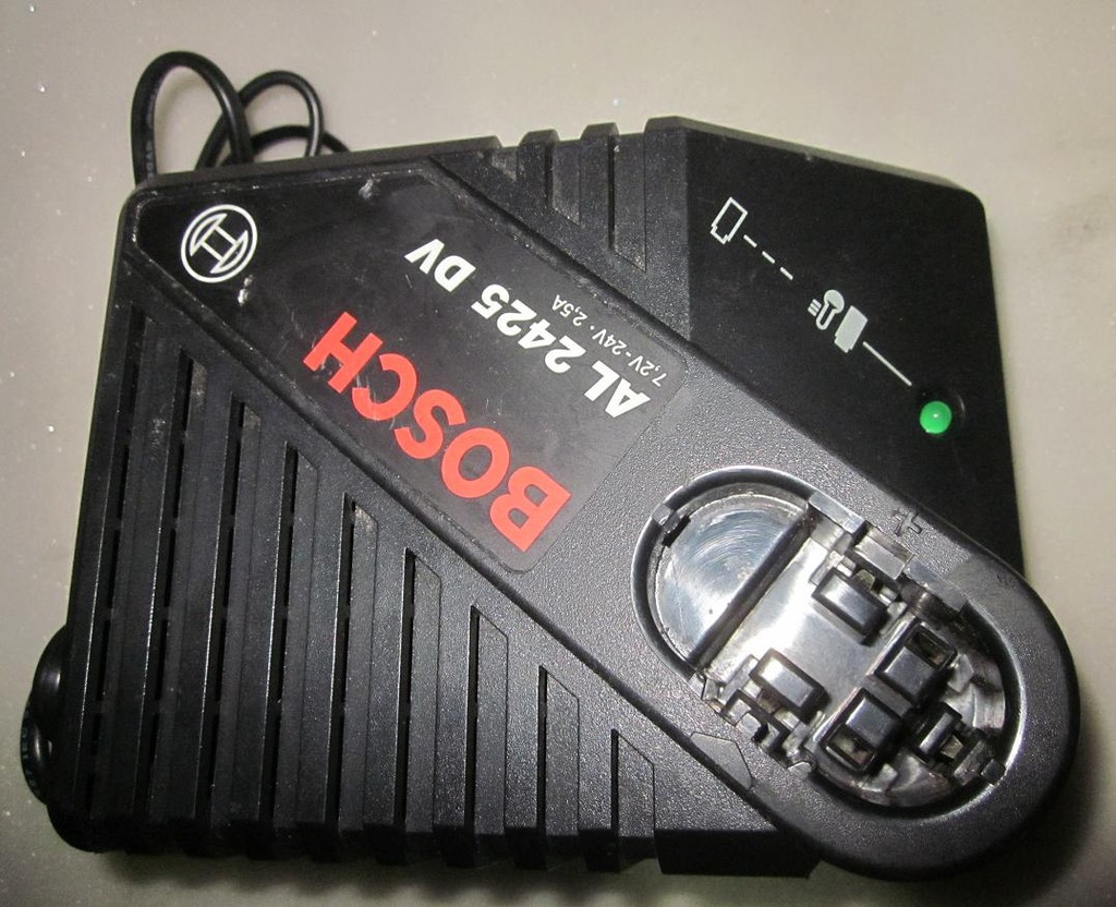 ŁADOWARKA BOSCH AL2425 DV 7,2 -24 V 2,5A ORYGINAŁ - 7483176800 ...