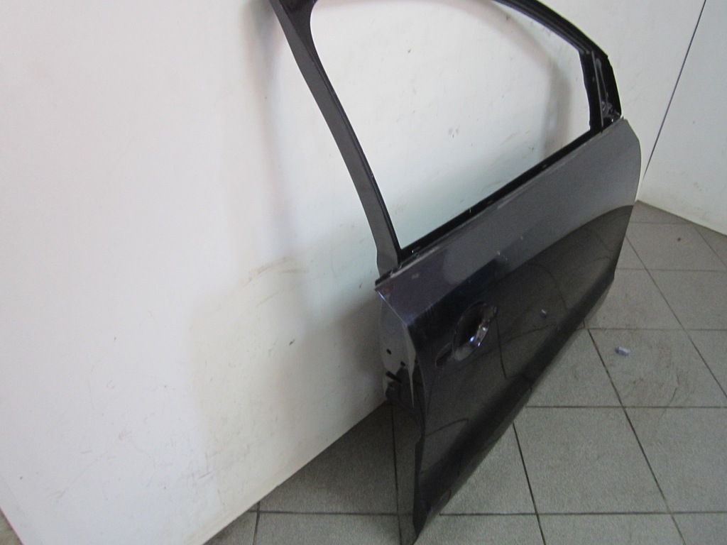 Drzwi przód przednie prawe Volkswagen Polo 6R 08
