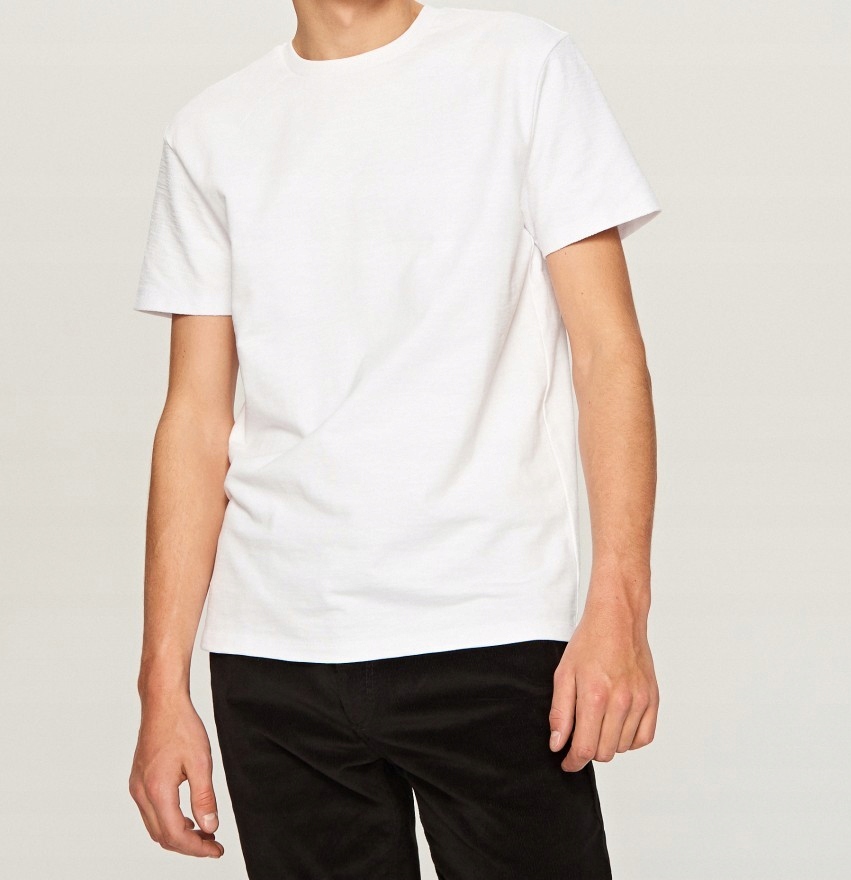 Biała męska koszulka Reserved