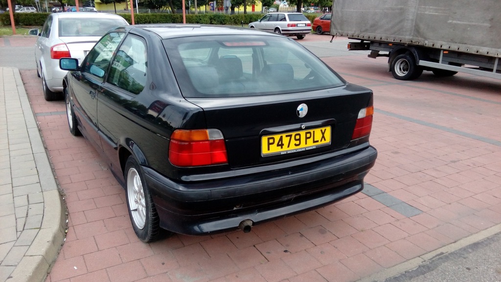 BMW E36 1,6 KOMPAKT 7030678943 oficjalne archiwum Allegro