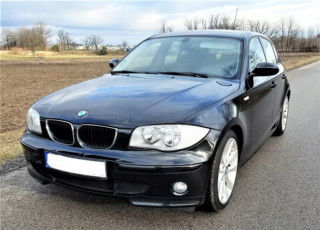 BMW 1 E87 Czarne 5 Drzwi Benzyna 6 Biegów Mod 2007