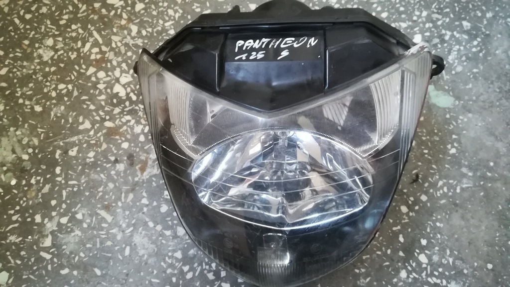 Reflektor Honda Pantheon 125.